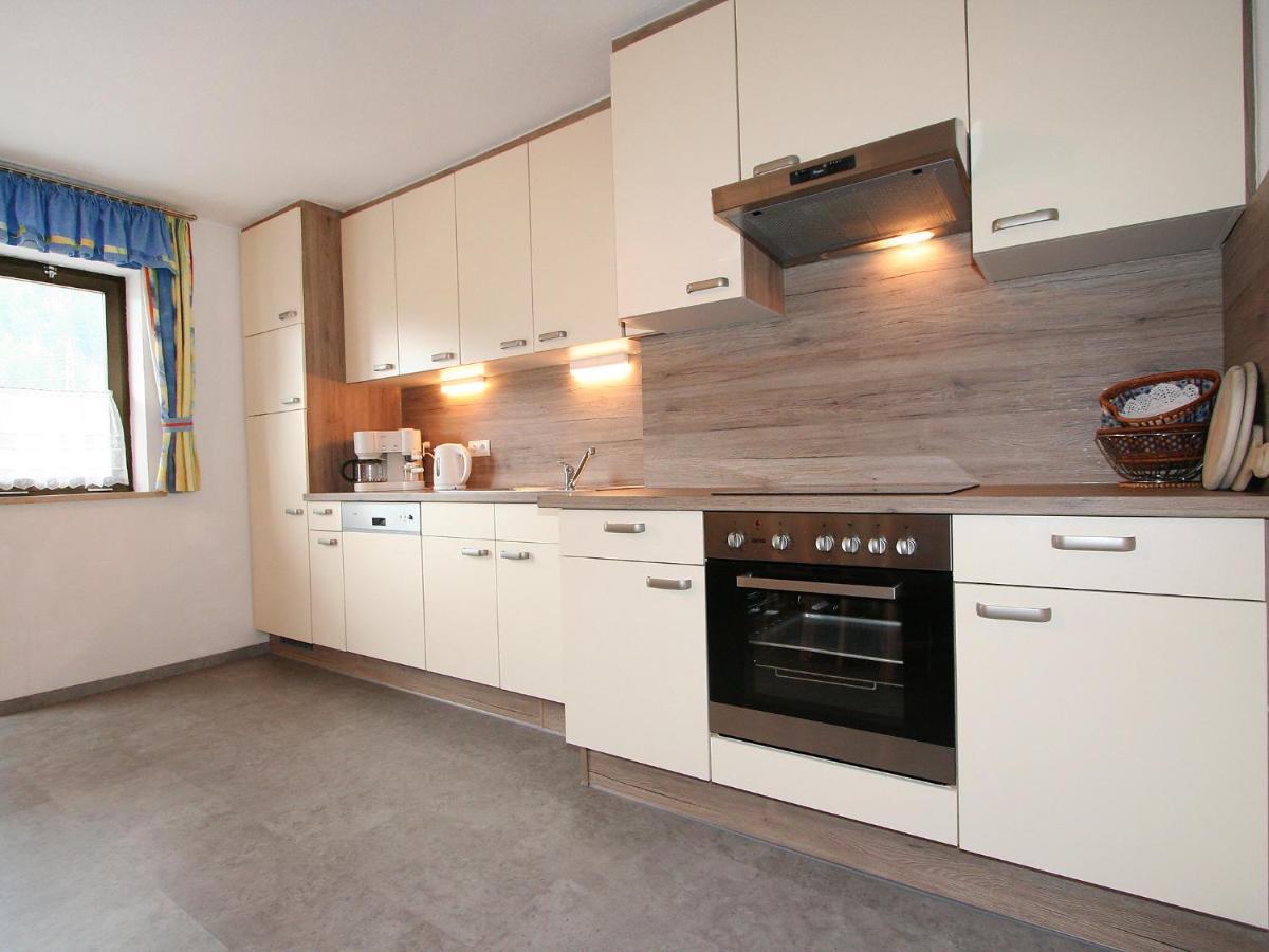 Apartment Haselwanter Pians Buitenkant foto