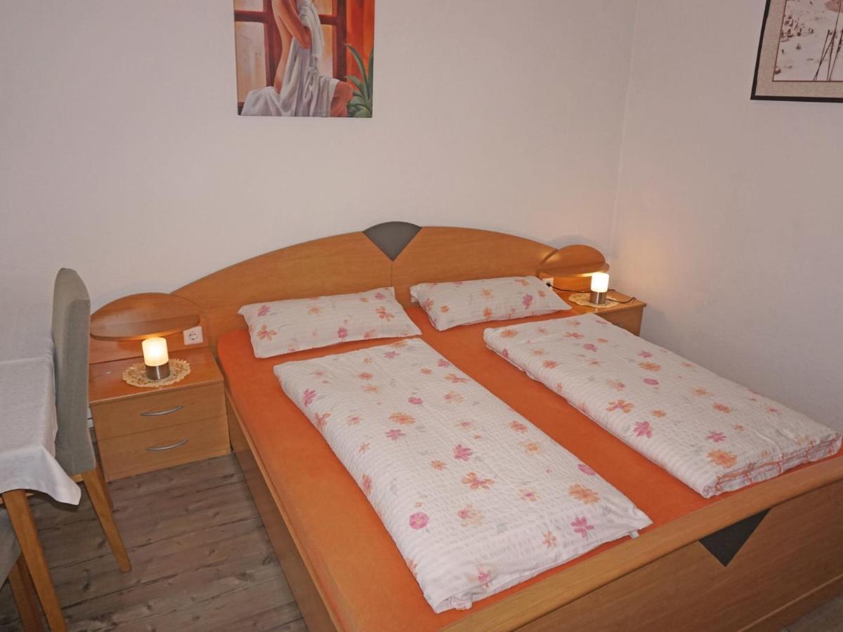 Apartment Haselwanter Pians Buitenkant foto
